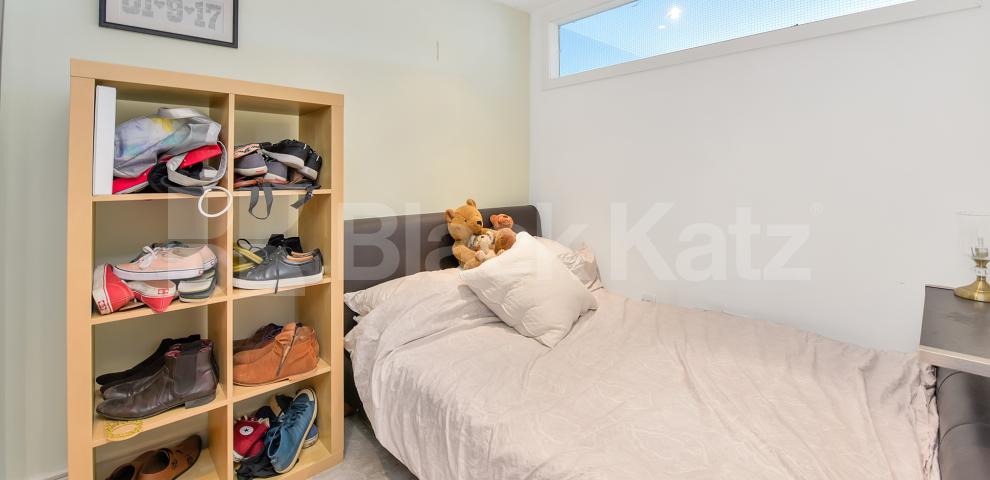 			LET, 2 Bedroom, 1 bath, 1 reception Apartment			 Qube Court. Balham Hill, Clapham South 